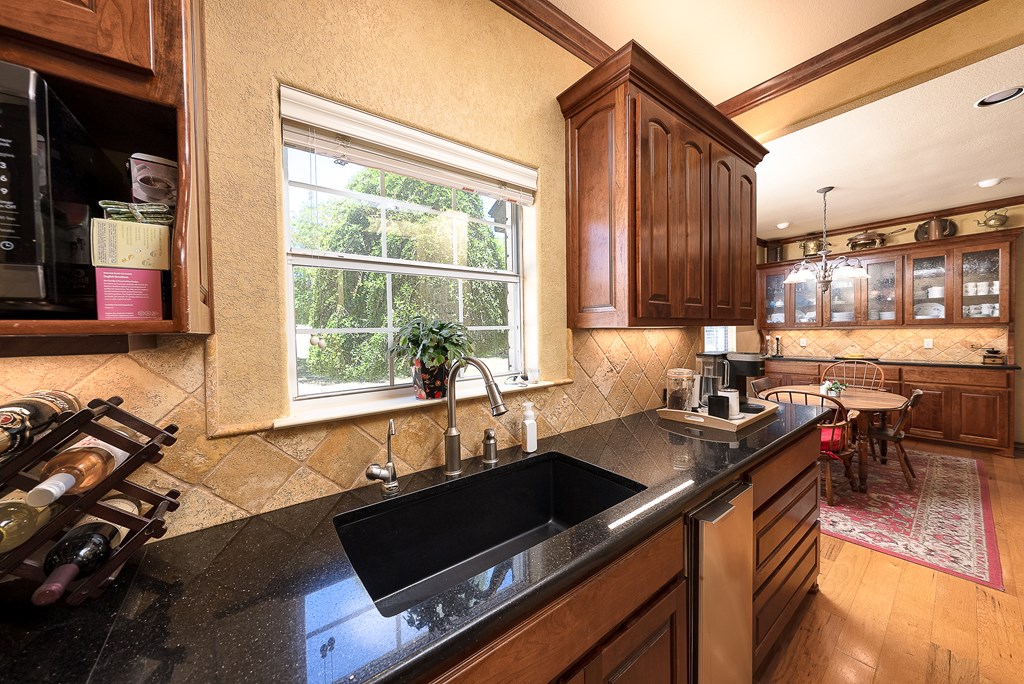 Kerrville, Texas, 78028, United States, 4 Bedrooms Bedrooms, ,4 BathroomsBathrooms,Residential,For Sale,1710846
