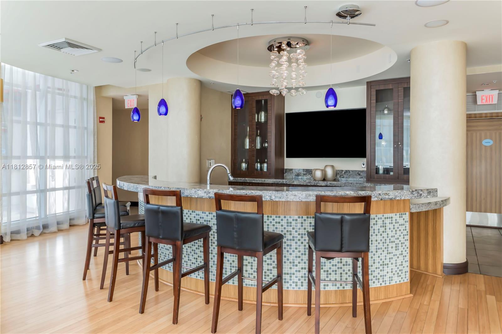 Miami, Florida, 33132, United States, 2 Bedrooms Bedrooms, ,2 BathroomsBathrooms,Residential,For Sale,1838941