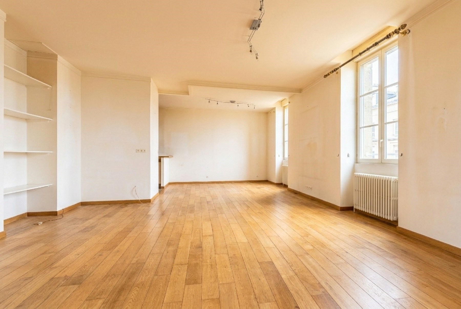  BORDEAUX - TRIANGLE / GAMBETTA - 93M²  - 2 BEDROOMS - ELEVATOR - POSSIBILITY PA… - 物件實景