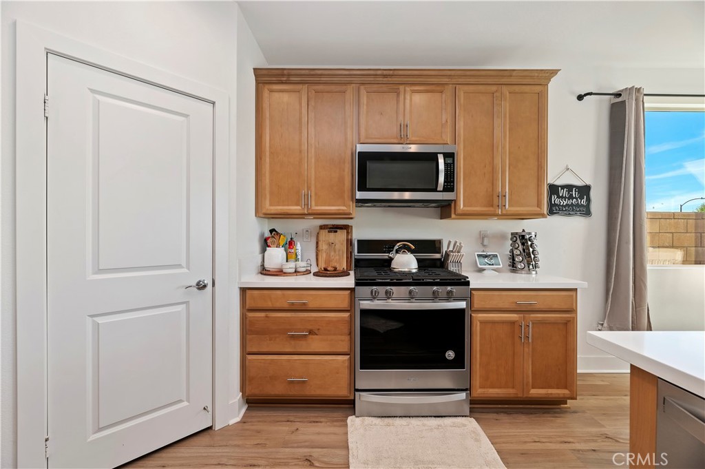 Murrieta, California, 92563, United States, 3 Bedrooms Bedrooms, ,2 BathroomsBathrooms,Residential,For Sale,2011139