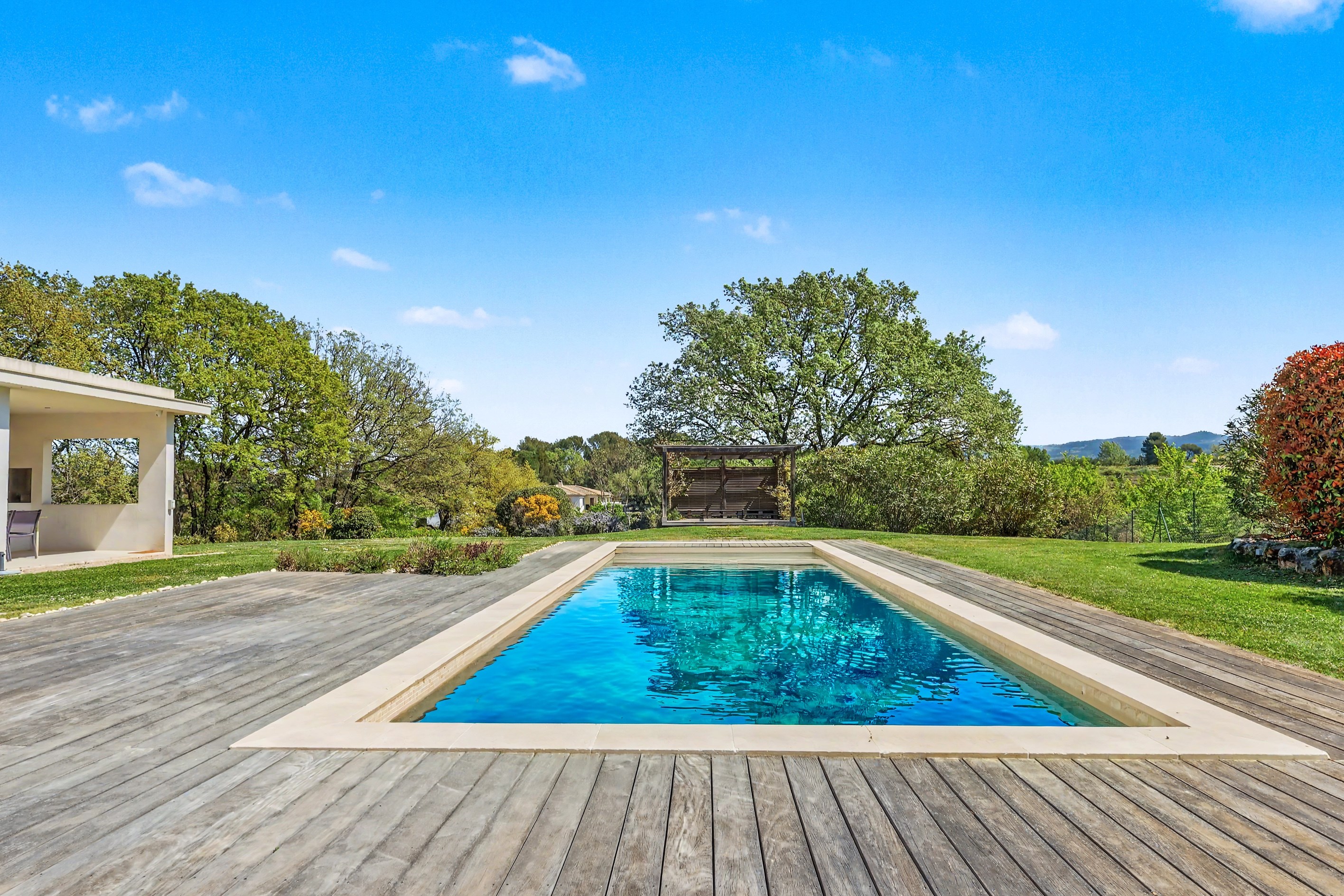  CONTEMPORARY ELEGANCE IN A SERENE NATURAL SETTING - 物件實景