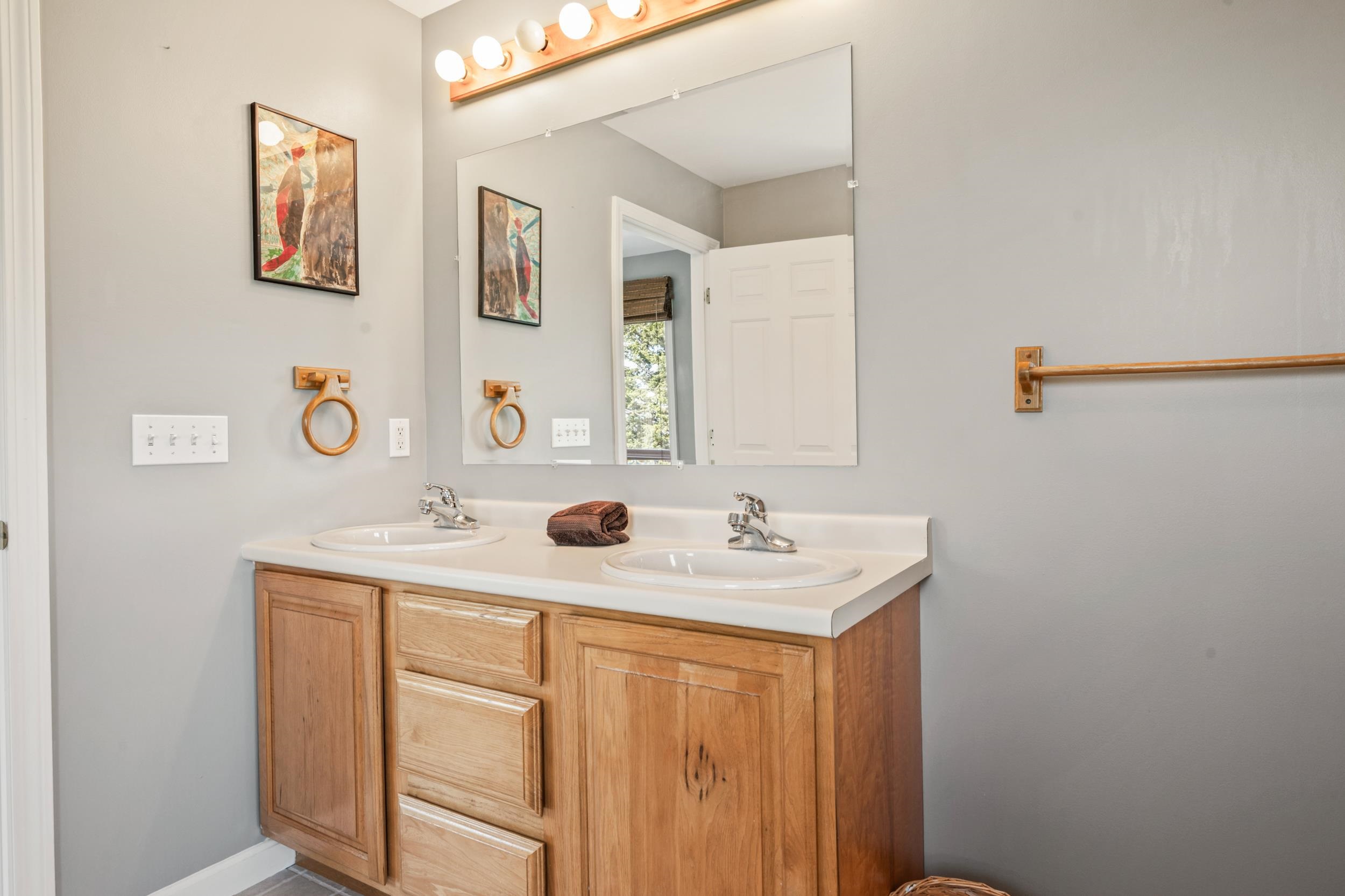 Bartlett, New Hampshire, 03812, United States, 3 Bedrooms Bedrooms, ,2 BathroomsBathrooms,Residential,For Sale,1918621