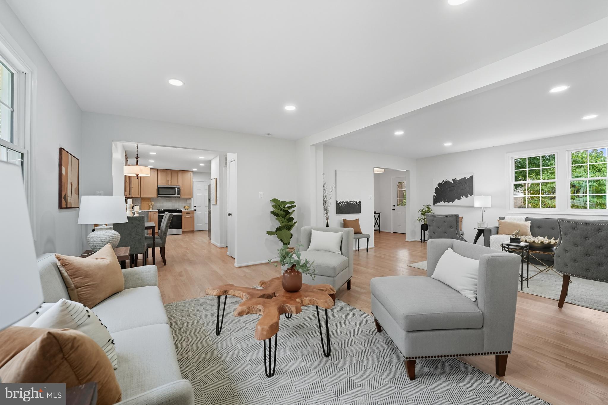 Fairfax, Virginia, 22032, United States, 4 Bedrooms Bedrooms, ,3 BathroomsBathrooms,Residential,For Sale,1984417