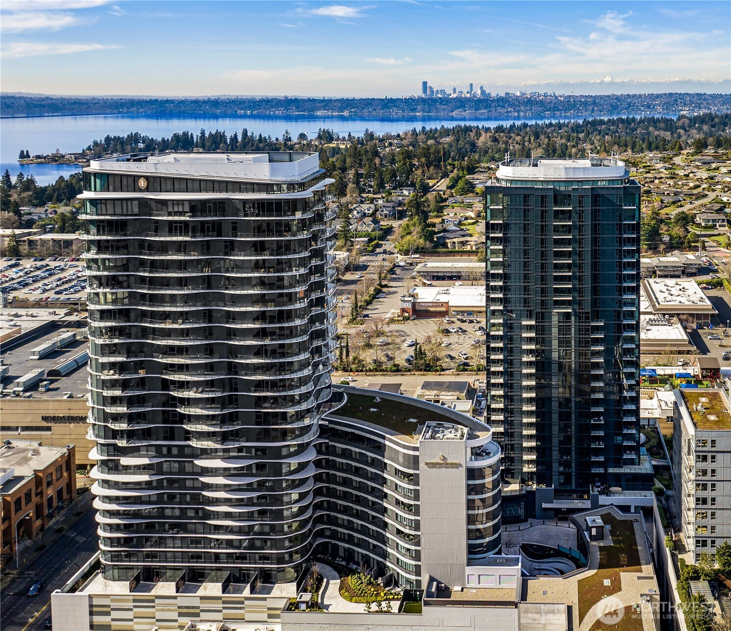 Bellevue, Washington, 98004, United States, 3 Bedrooms Bedrooms, ,3 BathroomsBathrooms,Residential,For Sale,1859717