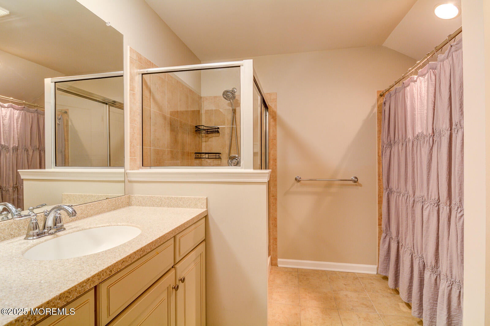 Farmingdale, New Jersey, 07727, United States, 3 Bedrooms Bedrooms, ,3 BathroomsBathrooms,Residential,For Sale,1942721