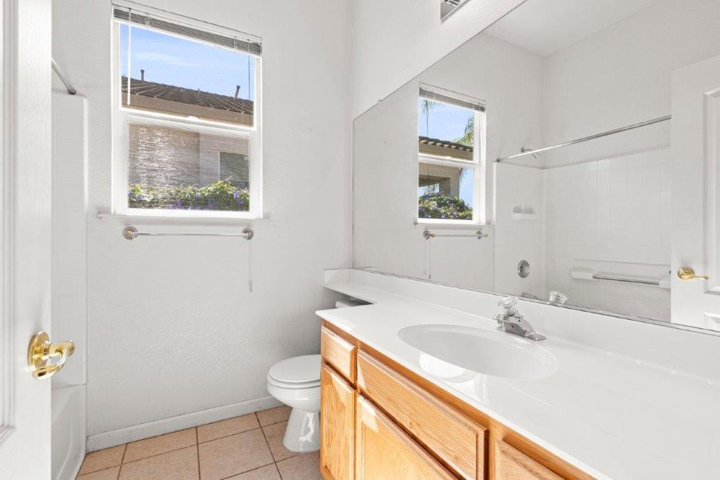 Galt, California, 95632, United States, 3 Bedrooms Bedrooms, ,2 BathroomsBathrooms,Residential,For Sale,1983773