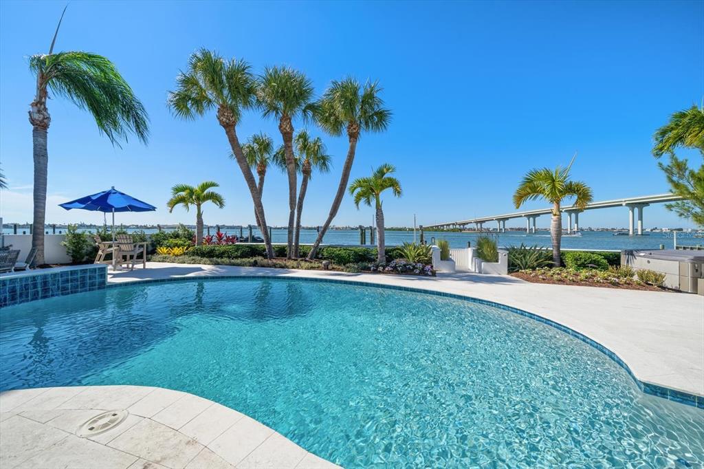 Largo, Florida, 33770, United States, 3 Bedrooms Bedrooms, ,4 BathroomsBathrooms,Residential,For Sale,1989168