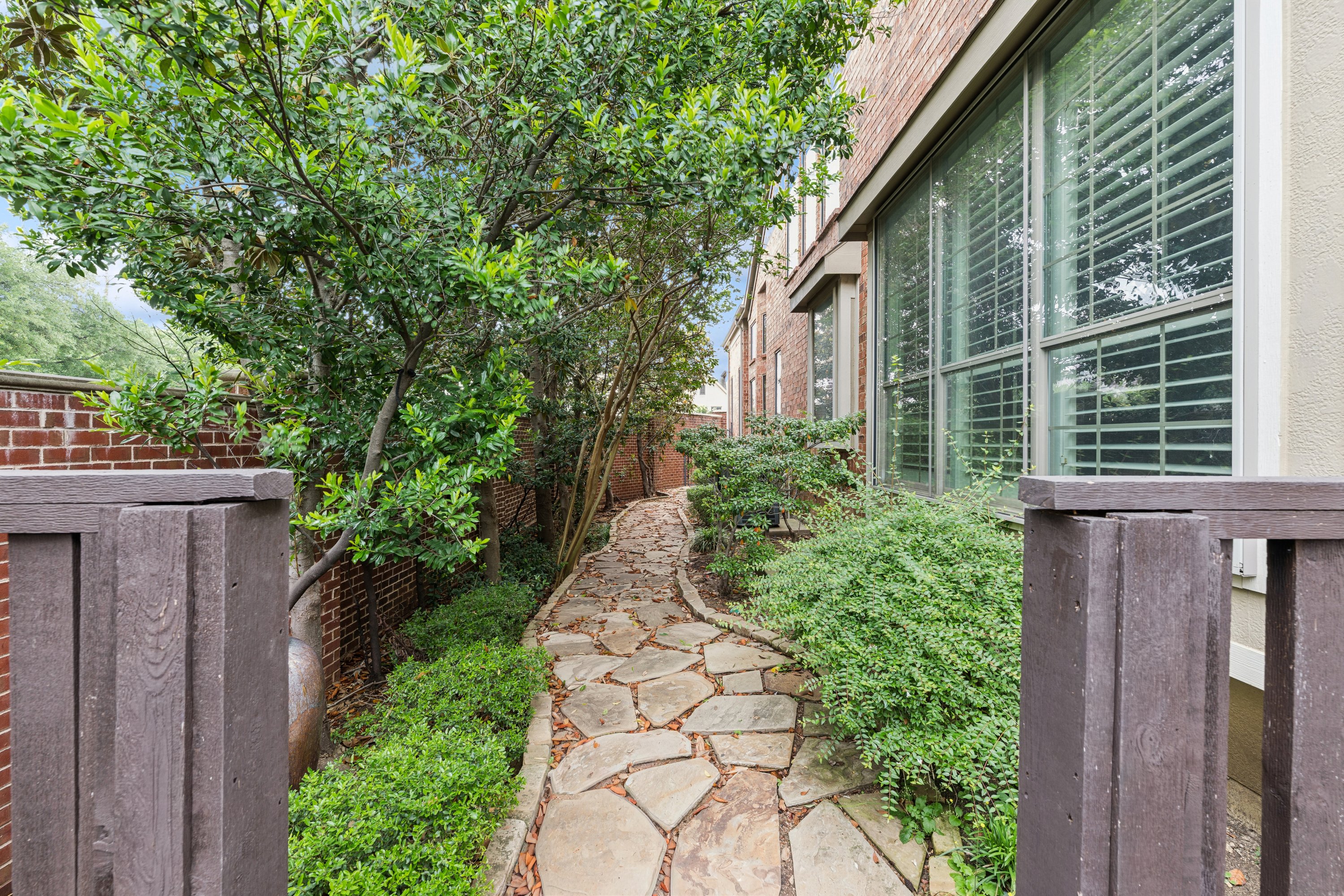  Four bedroom in Bluffview gated community - 物件實景