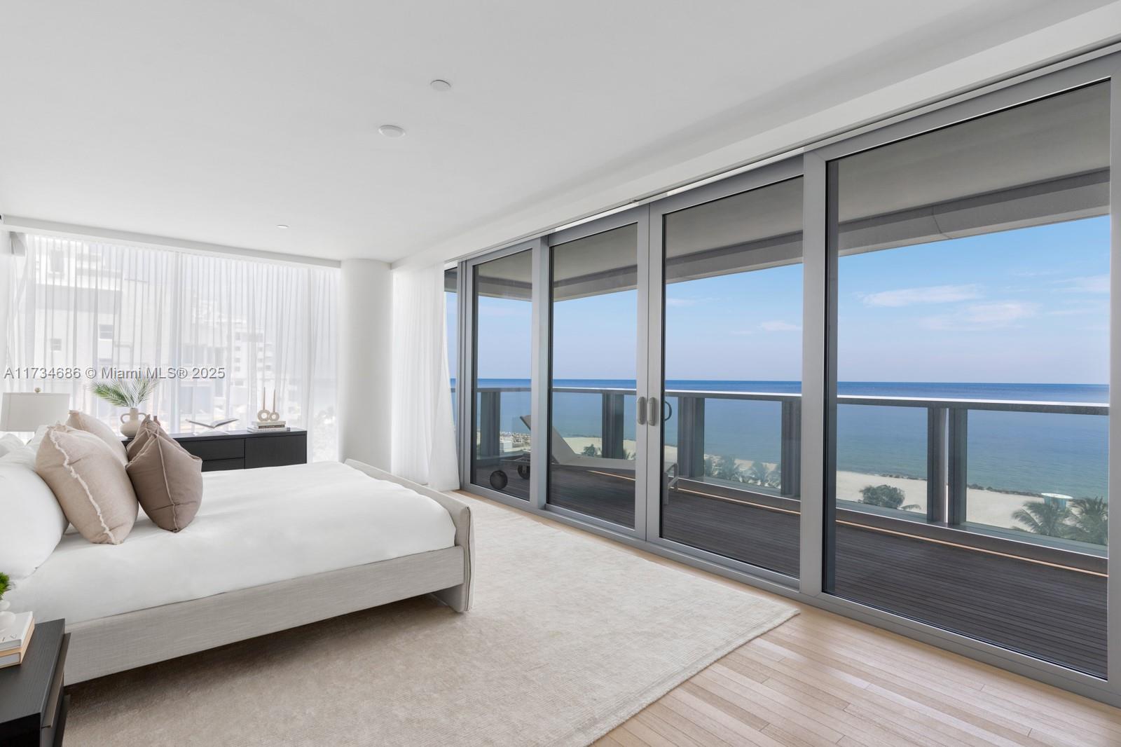 Miami Beach, Florida, 33140, United States, 3 Bedrooms Bedrooms, ,4 BathroomsBathrooms,Residential,For Sale,1696692
