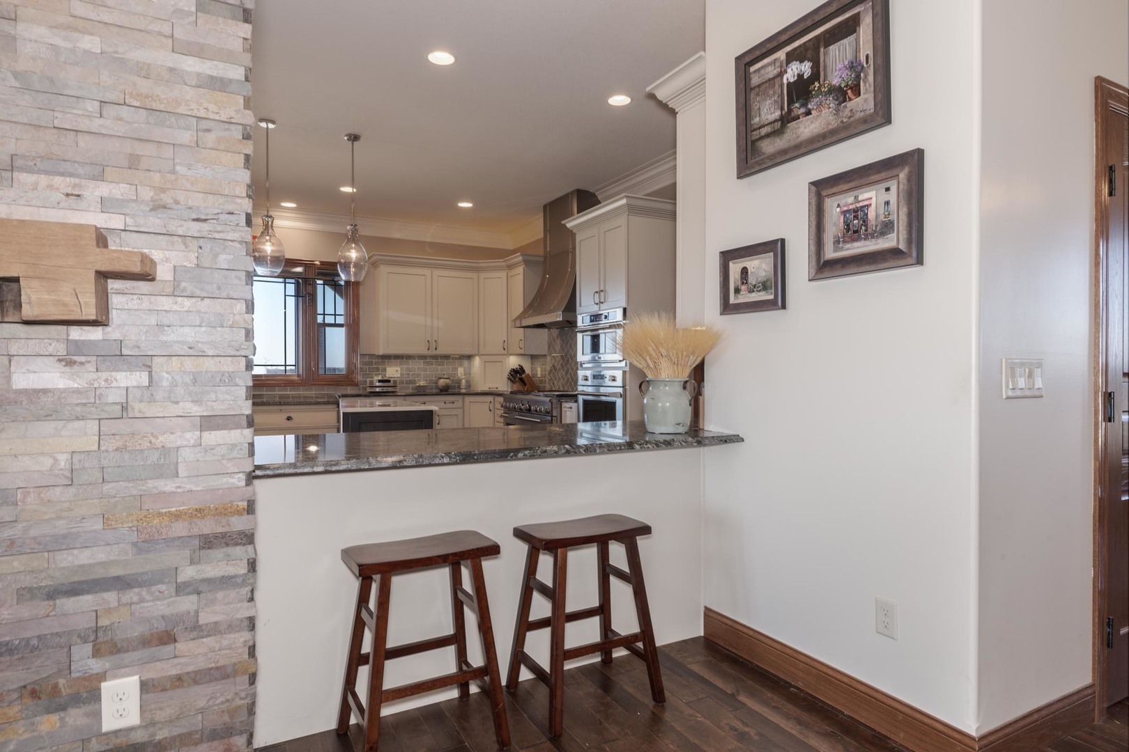 Hudson, Illinois, 61748, United States, 3 Bedrooms Bedrooms, ,5 BathroomsBathrooms,Residential,For Sale,1987913