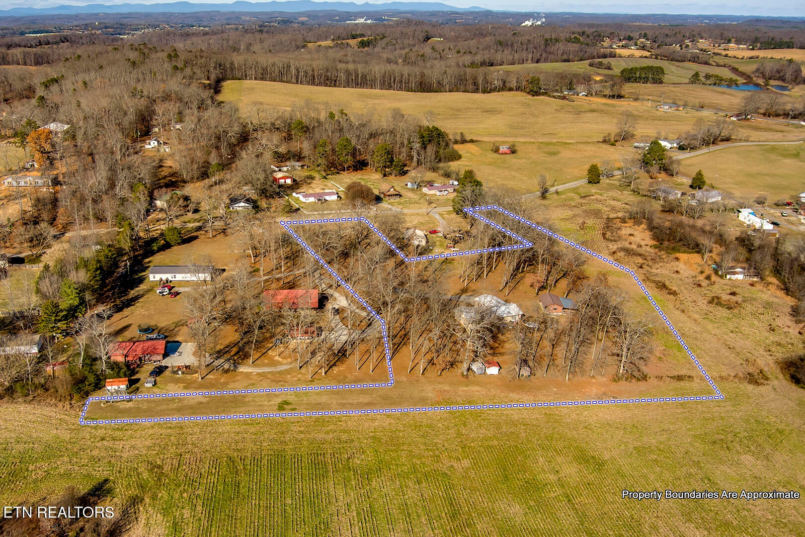 Loudon, Tennessee, 37774, United States, 3 Bedrooms Bedrooms, ,3 BathroomsBathrooms,Residential,For Sale,2013606