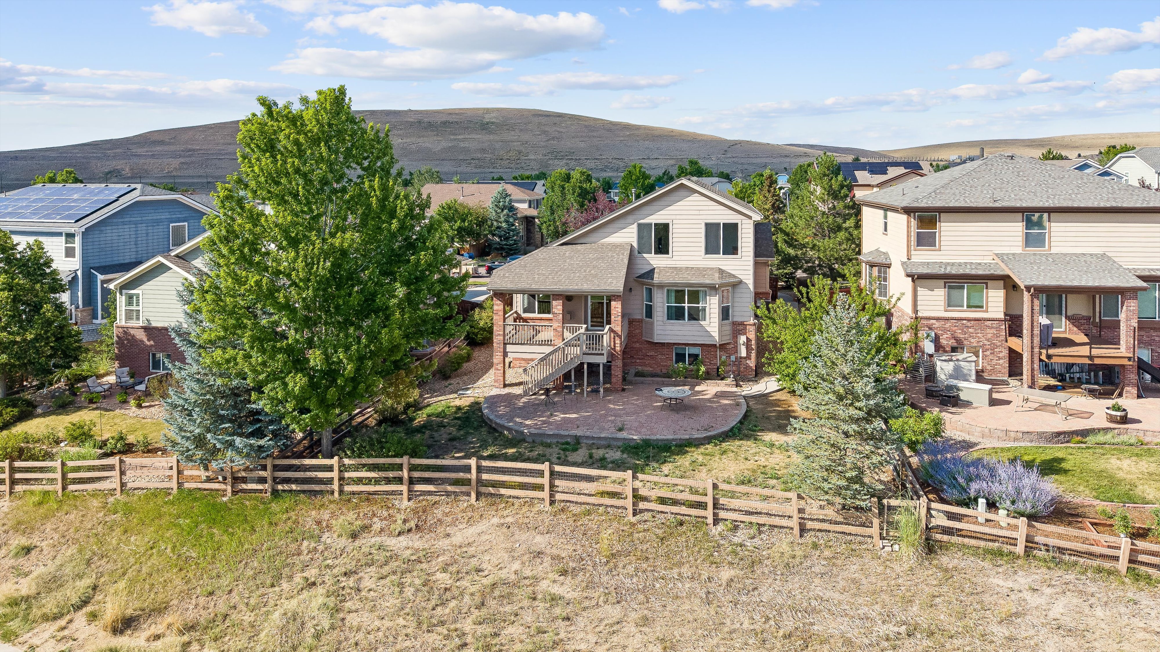  Updated 2 Story Home on the Fairway of Rocky Mountain National Golf Course - 物件實景