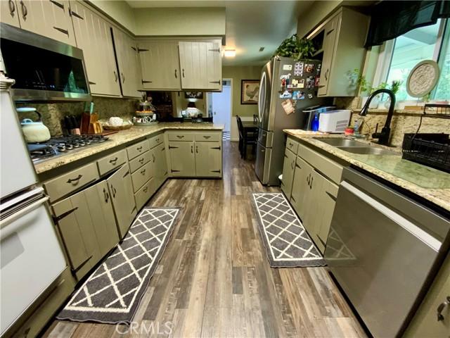 Oakhurst, California, 93644, United States, 7 Bedrooms Bedrooms, ,4 BathroomsBathrooms,Residential,For Sale,2005904