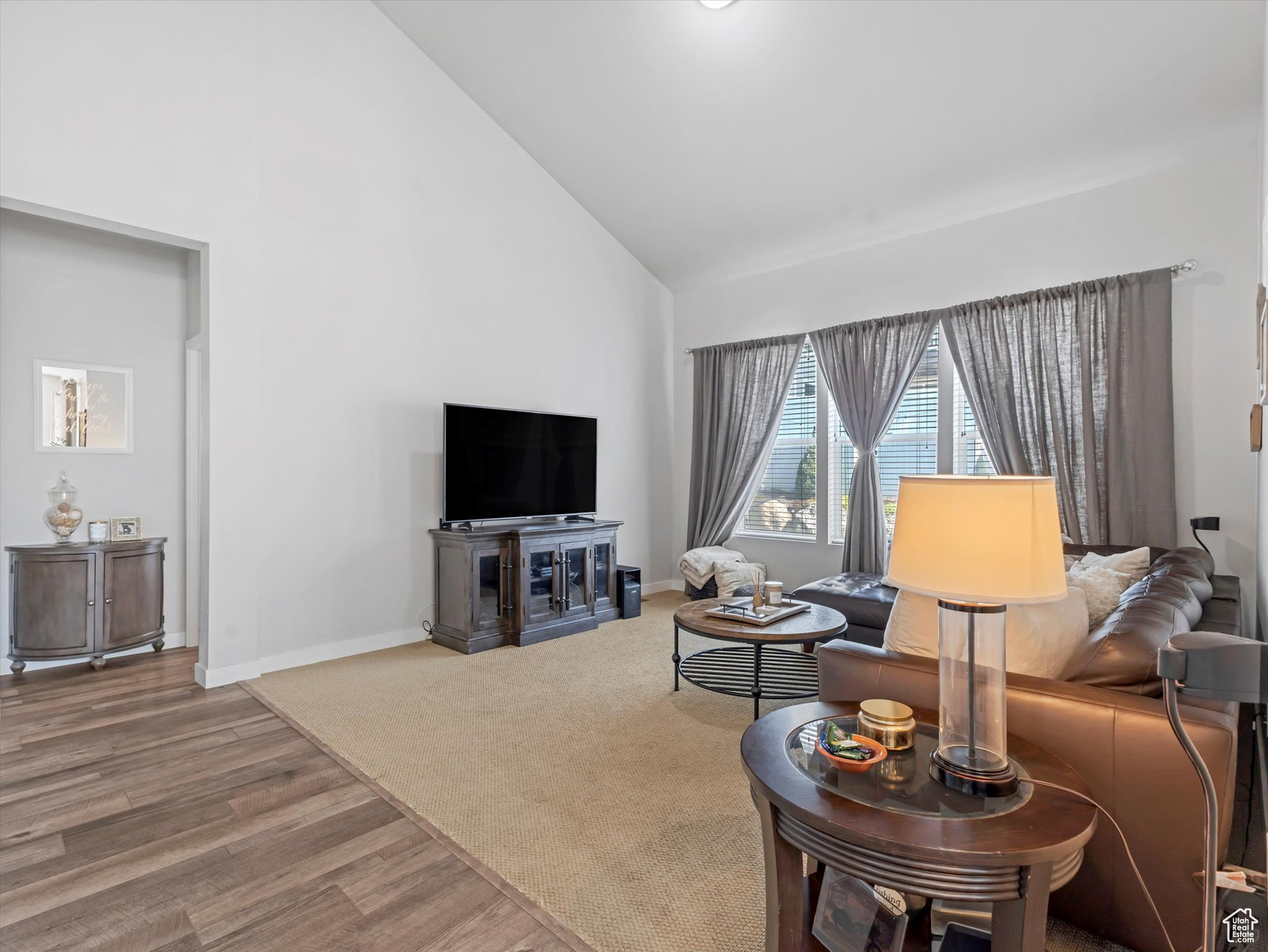 West Jordan, Utah, 84081, United States, 3 Bedrooms Bedrooms, ,3 BathroomsBathrooms,Residential,For Sale,1875821