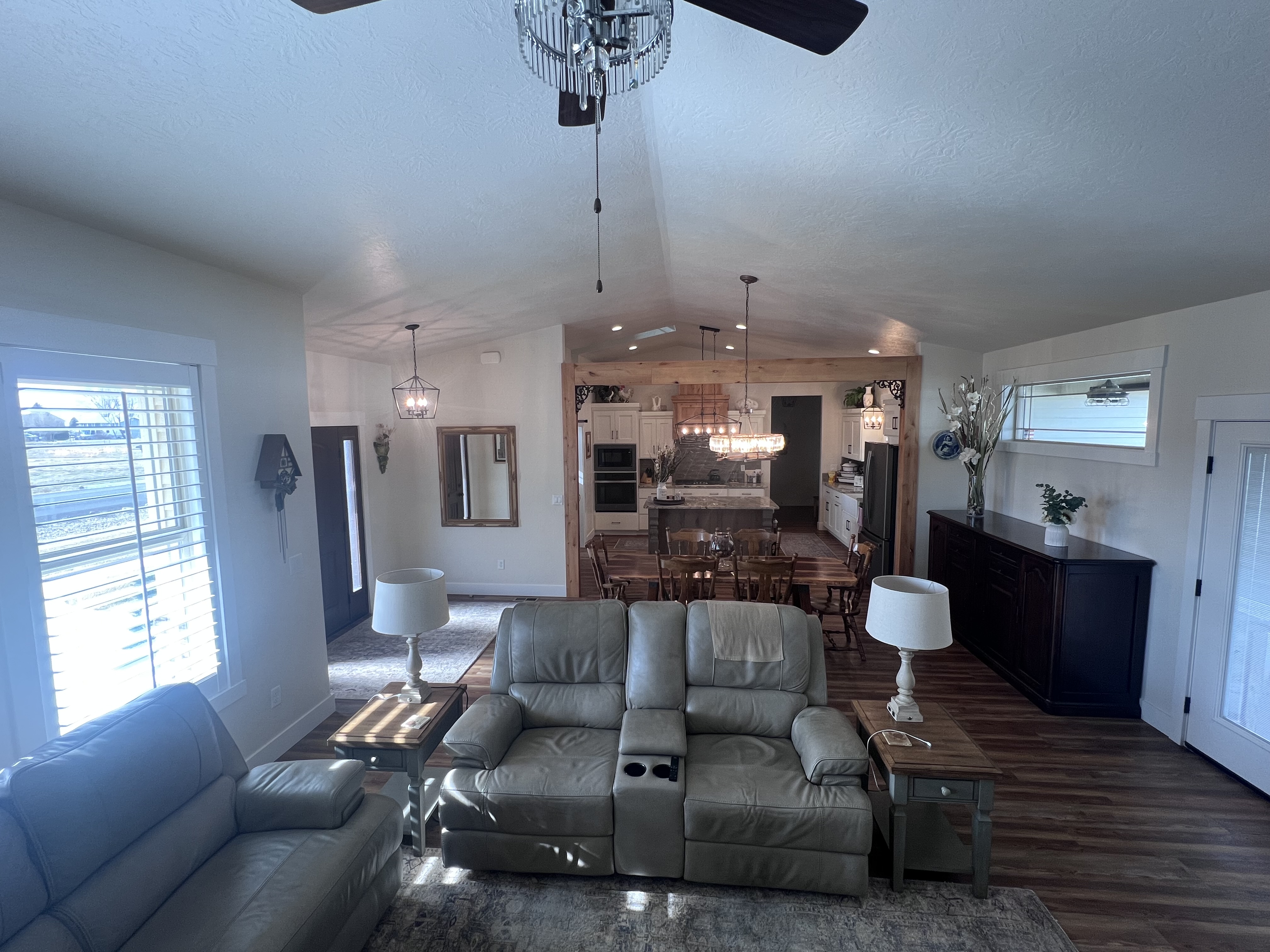 Mountain Home, Idaho, 83647, United States, 3 Bedrooms Bedrooms, ,2 BathroomsBathrooms,Residential,For Sale,2016051