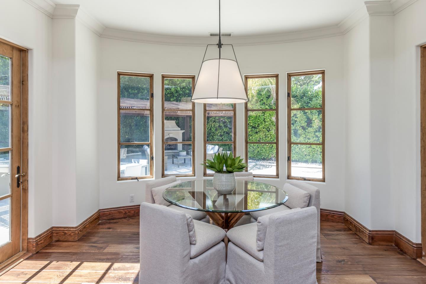 Menlo Park, California, 94025, United States, 5 Bedrooms Bedrooms, ,7 BathroomsBathrooms,Residential,For Sale,1941806