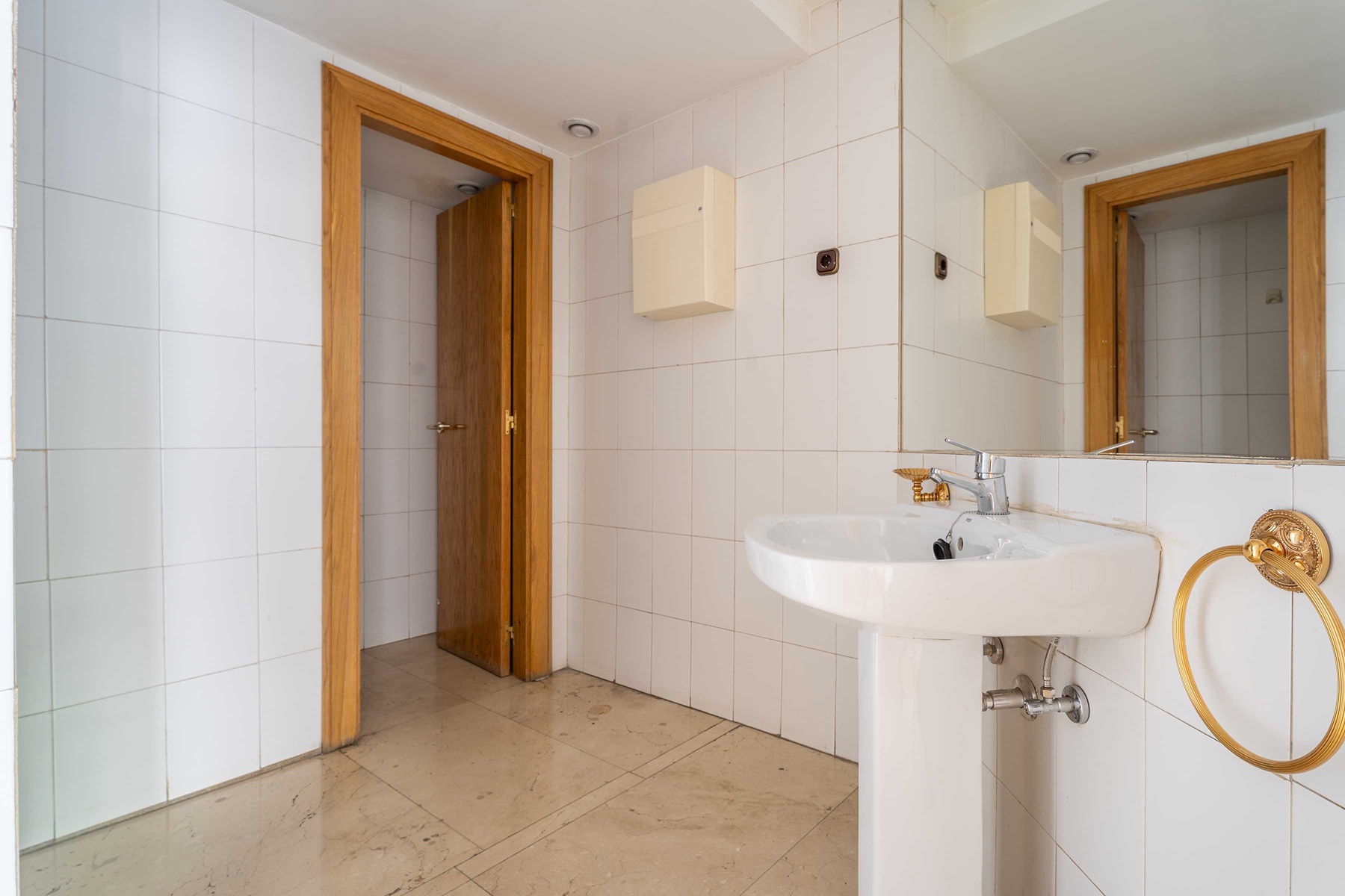  Opportunity in Recoletos with project for 2 exterior suites - 物件實景