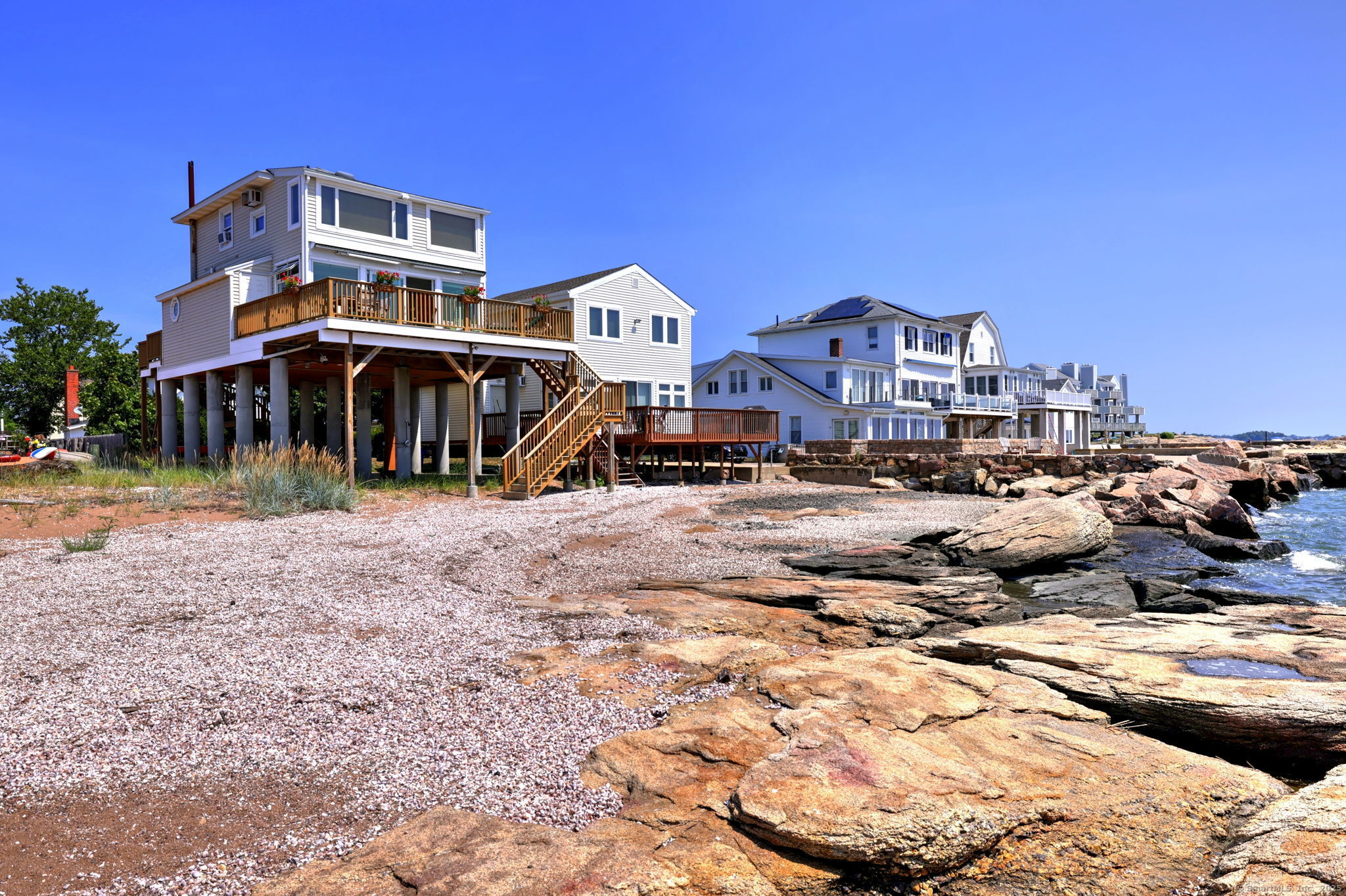 East Haven, Connecticut, 06512, United States, 2 Bedrooms Bedrooms, ,2 BathroomsBathrooms,Residential,For Sale,1917765