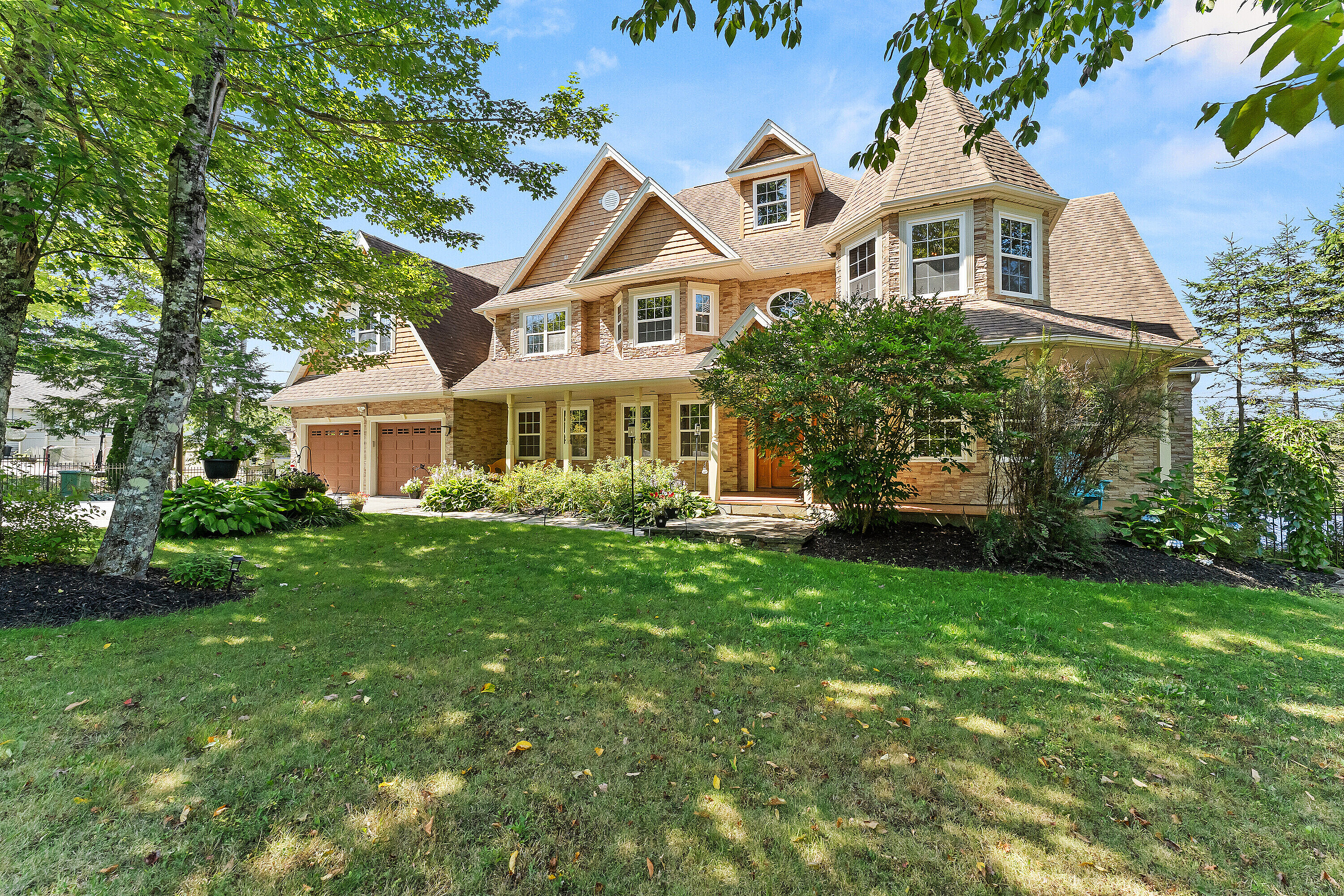  Resort-Style Family Home - 物件實景