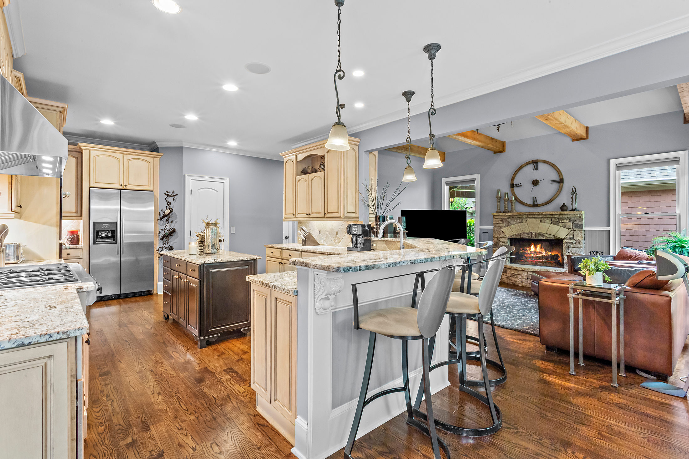  Timeless Craftsman Luxury with Unmatched Privacy in West Cobb - 物件實景