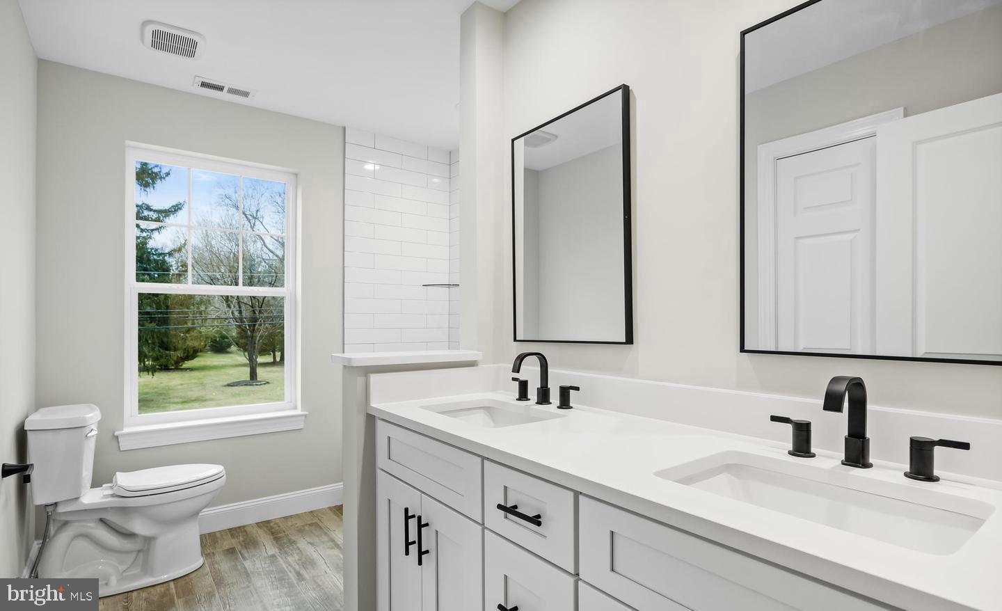 HAMMONTON, New Jersey, 08037, United States, 4 Bedrooms Bedrooms, ,3 BathroomsBathrooms,Residential,For Sale,1996432