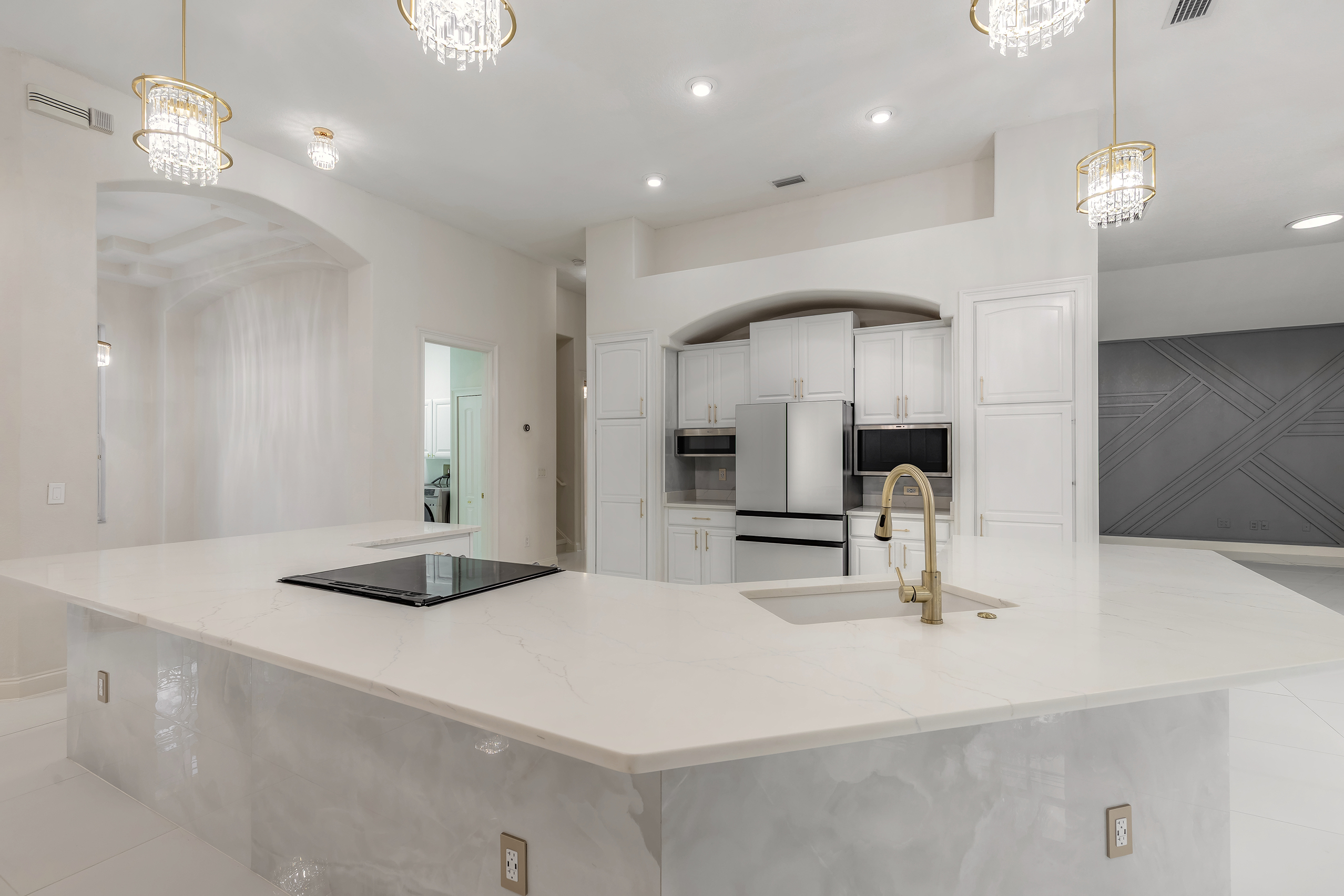 Daytona Beach, Florida, 32124, United States, 5 Bedrooms Bedrooms, ,4 BathroomsBathrooms,Residential,For Sale,2006264