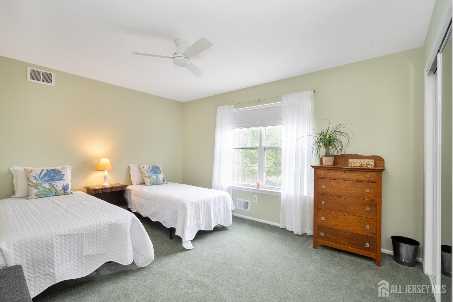 Piscataway, New Jersey, 08854, United States, 4 Bedrooms Bedrooms, ,3 BathroomsBathrooms,Residential,For Sale,1979846