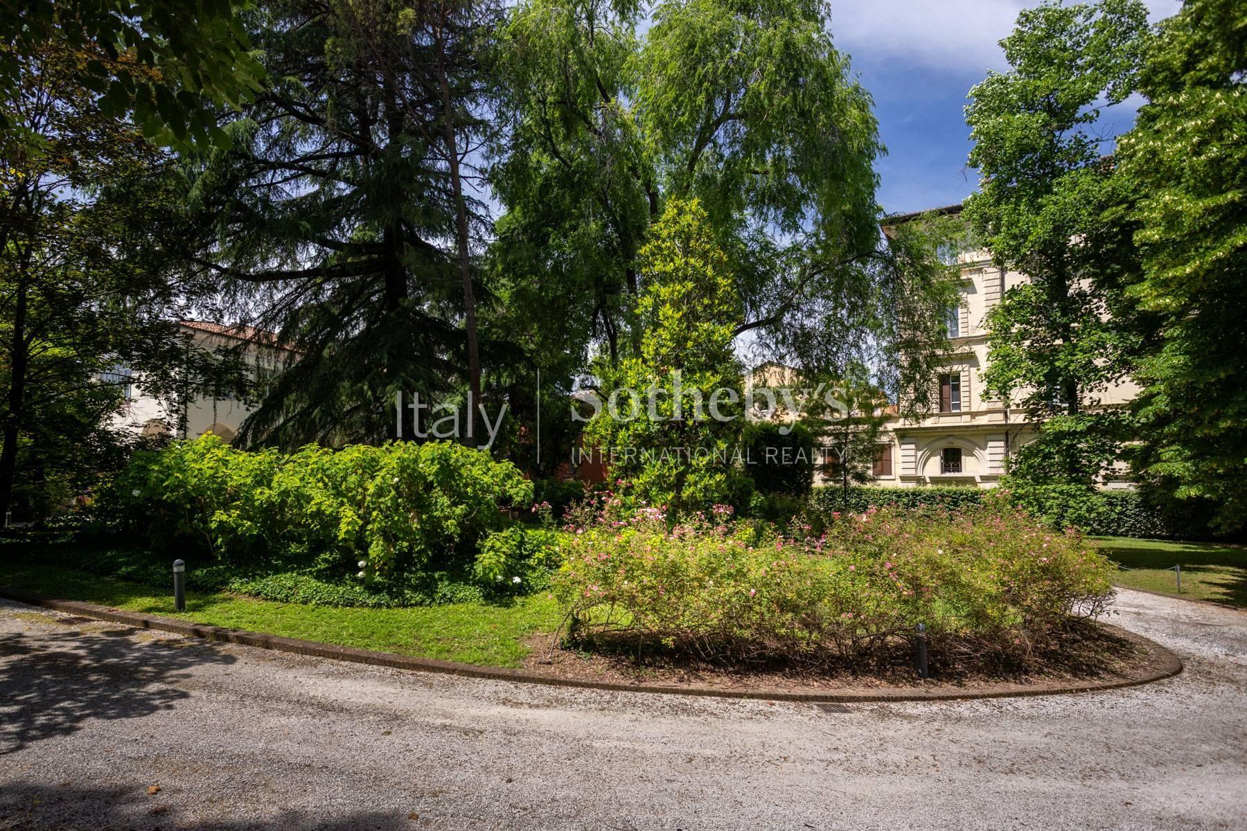  Elegant Historic Villa with Private Park and Rooftop Garden - 物件實景