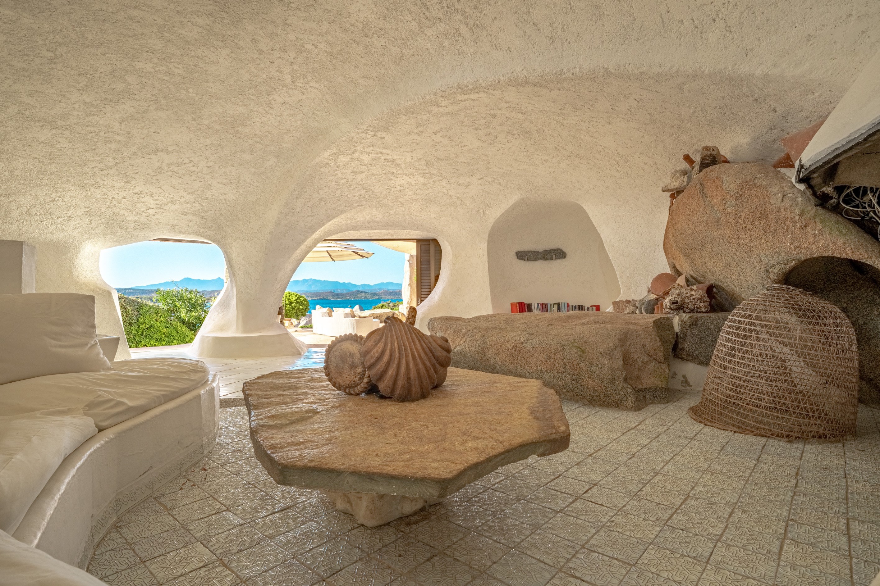  SALE : Waterfront property - Private cove - Architect Savin Couelle - Ile de Ca… - 物件實景