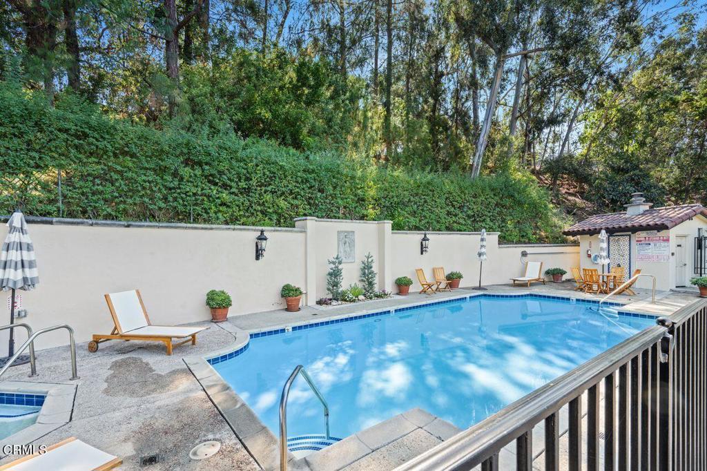Pasadena, California, 91105, United States, 3 Bedrooms Bedrooms, ,2 BathroomsBathrooms,Residential,For Sale,1941777