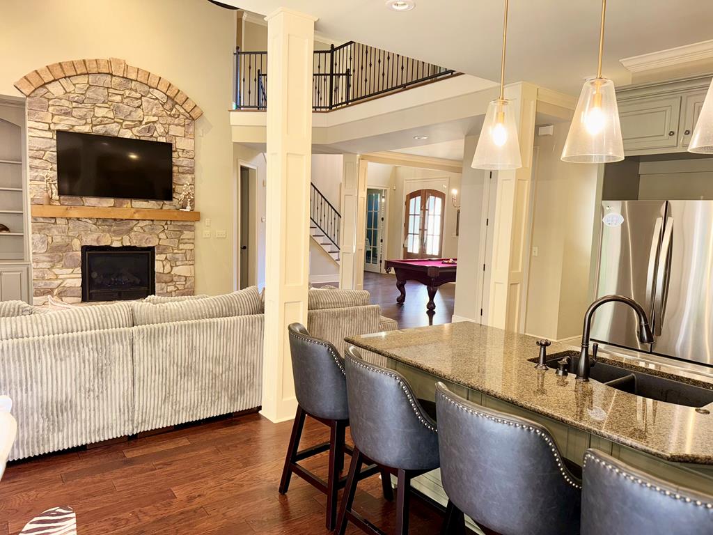 OXFORD, Mississippi, 38655, United States, 6 Bedrooms Bedrooms, ,4 BathroomsBathrooms,Residential,For Sale,1991856