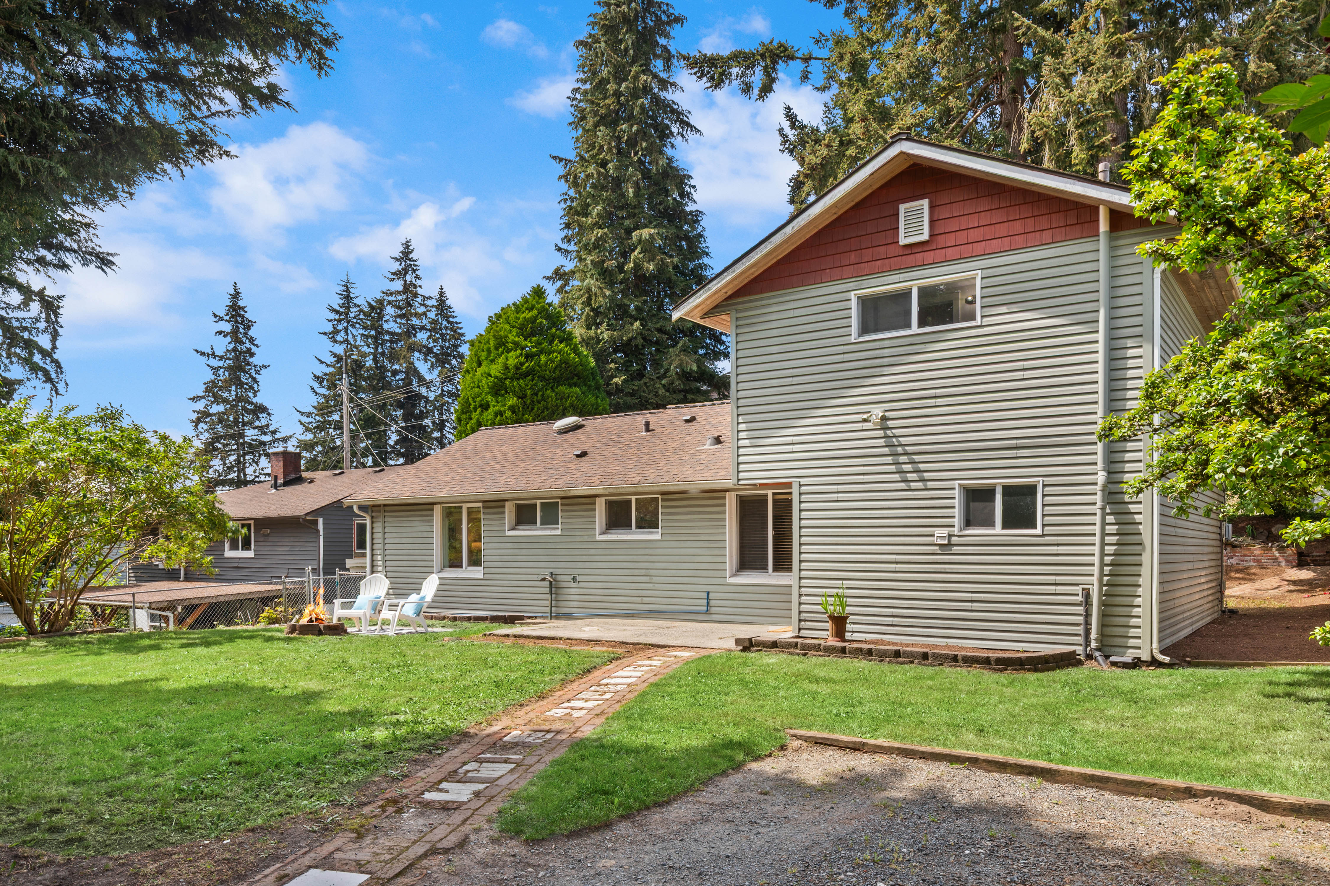  23803 56th Ave W, Mountlake Terrace, WA 98043 - 物件實景