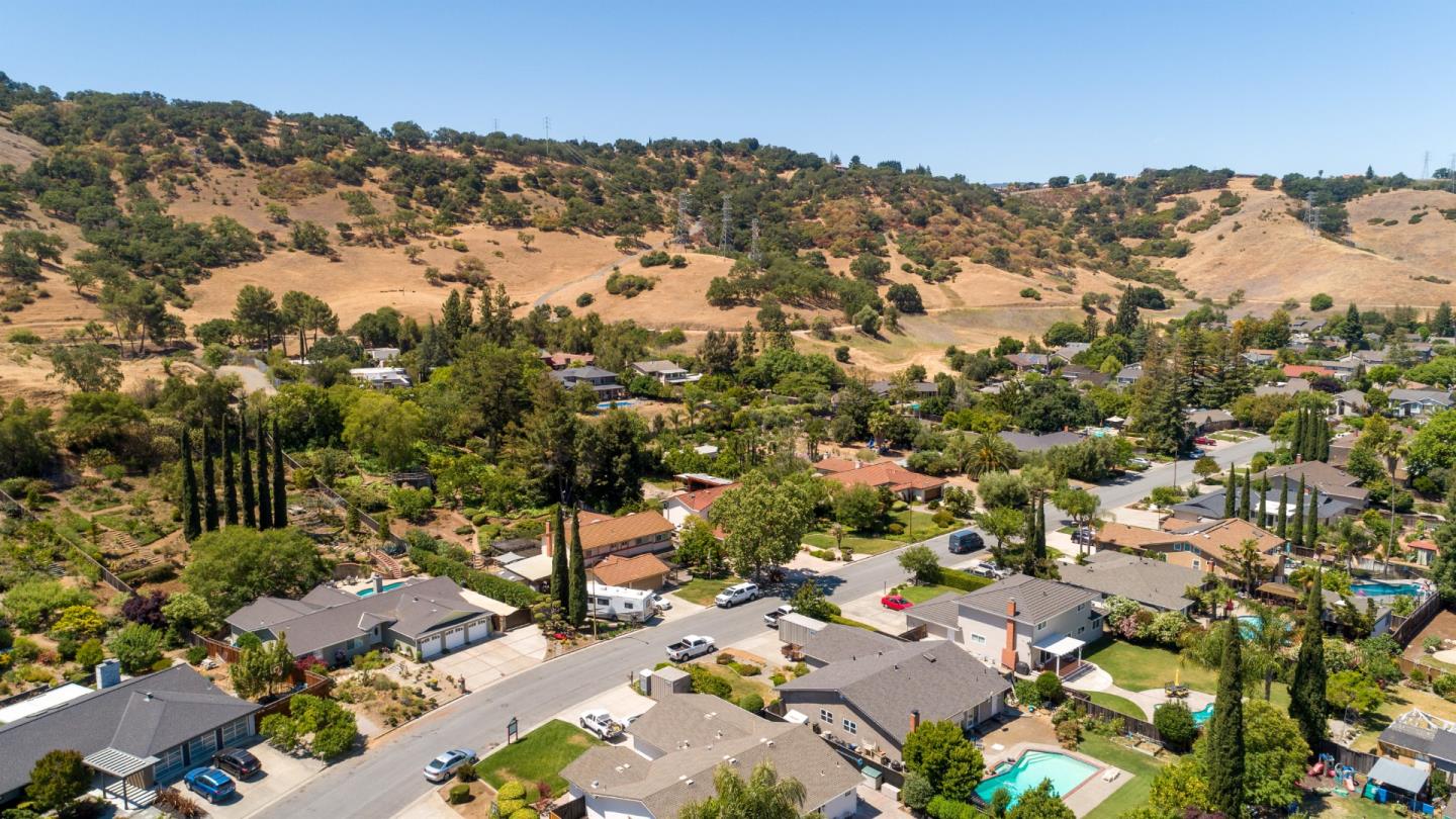 San Jose - Blossom Valley, California, 95123, United States, 3 Bedrooms Bedrooms, ,2 BathroomsBathrooms,Residential,For Sale,1742904