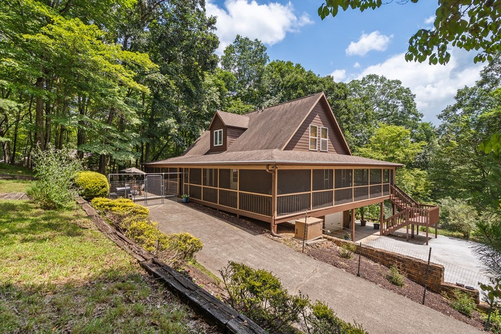 Morganton, Georgia, 30560, United States, 3 Bedrooms Bedrooms, ,3 BathroomsBathrooms,Residential,For Sale,1903694