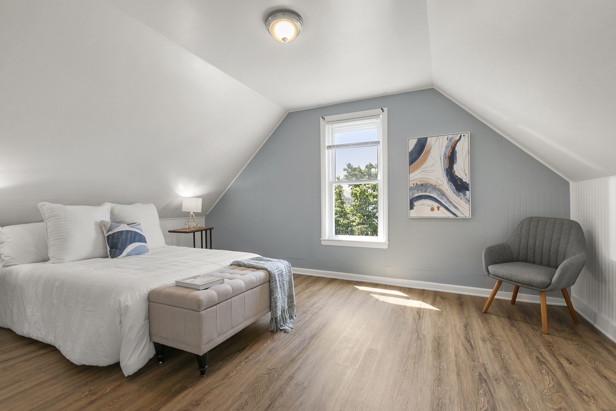 Revere, Massachusetts, 02151, United States, 5 Bedrooms Bedrooms, ,2 BathroomsBathrooms,Residential,For Sale,1914063