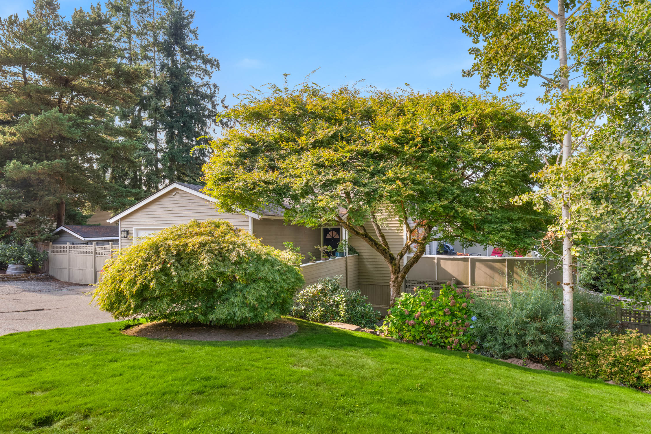  9630 NE 35th Place, Clyde Hill, WA 98004 - 物件實景