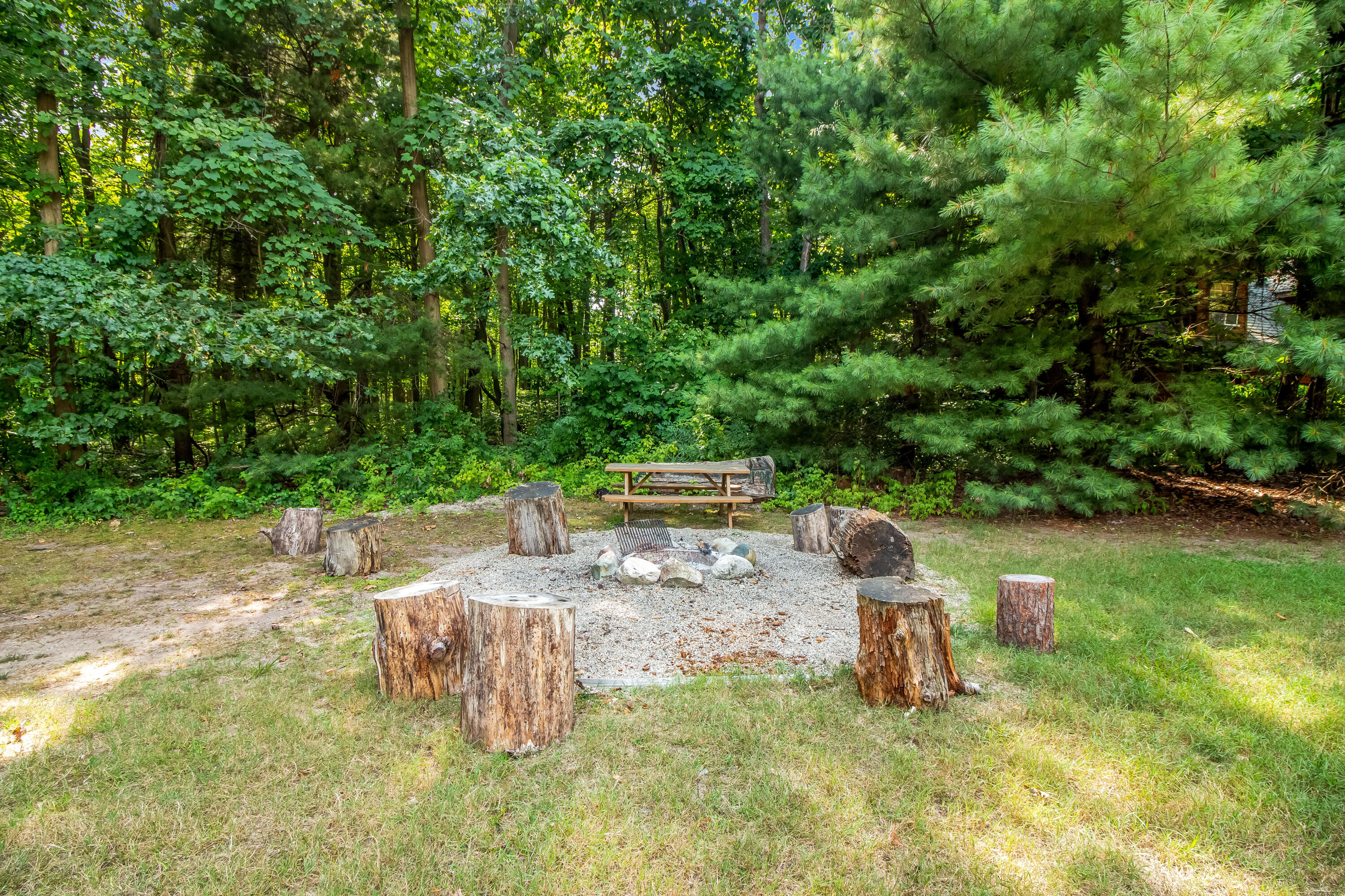 Saugatuck, Michigan, 49453, United States, 3 Bedrooms Bedrooms, ,3 BathroomsBathrooms,Residential,For Sale,1981176