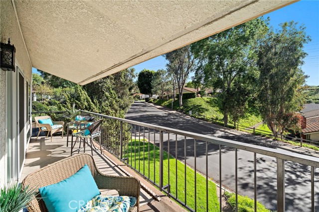 Laguna Woods, California, 92637, United States, 2 Bedrooms Bedrooms, ,2 BathroomsBathrooms,Residential,For Sale,2033232