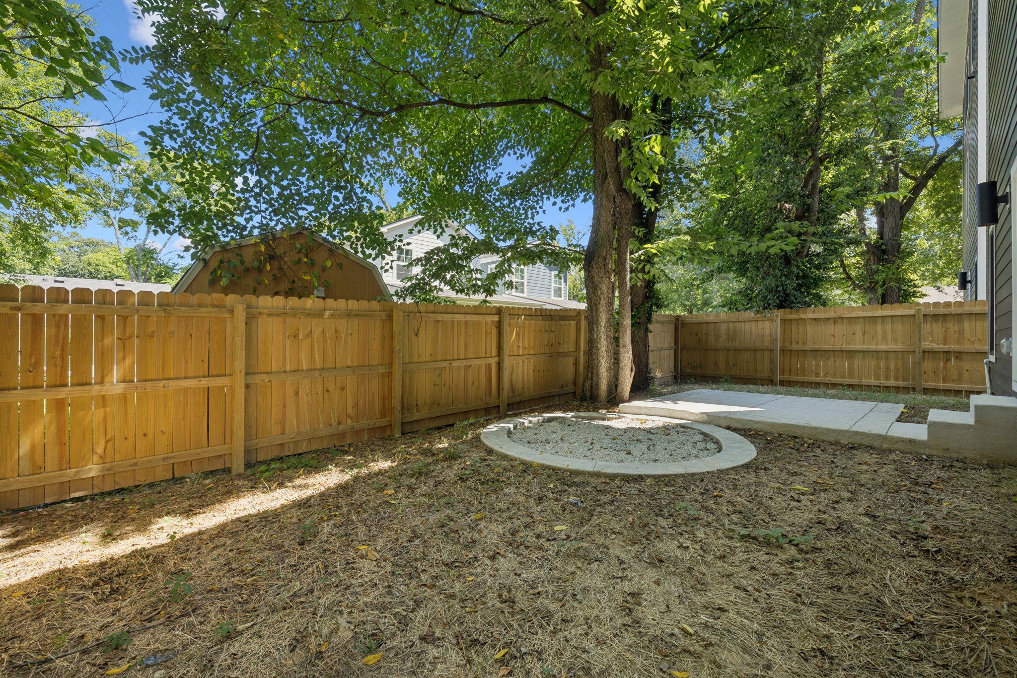 Nashville, Tennessee, 37206, United States, 4 Bedrooms Bedrooms, ,4 BathroomsBathrooms,Residential,For Sale,1918812