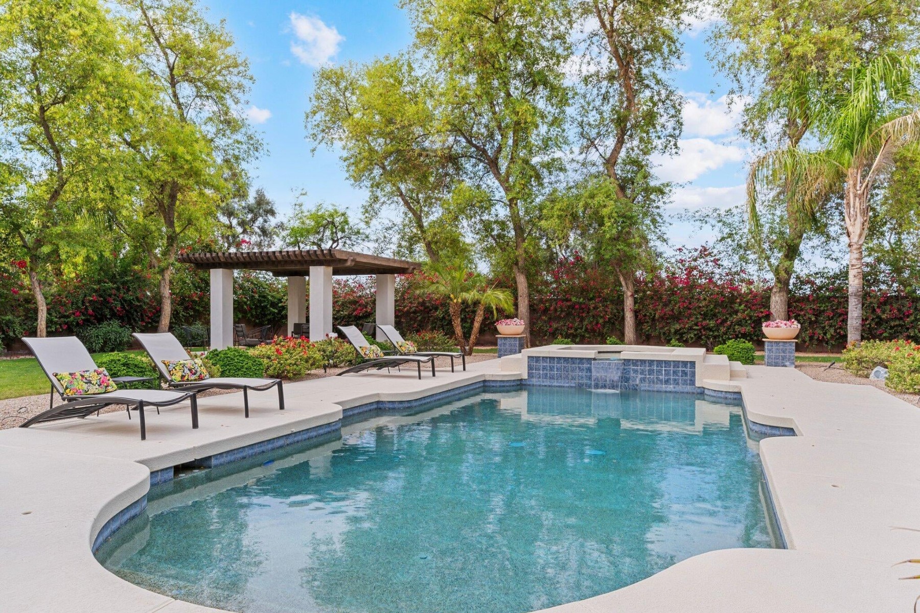  4262 E Meadowview Drive  Gilbert, AZ - 物件實景