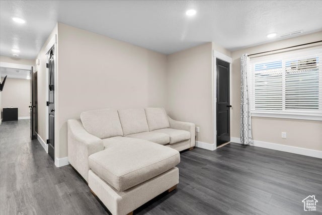 Centerfield, Utah, 84622, United States, 4 Bedrooms Bedrooms, ,3 BathroomsBathrooms,Residential,For Sale,1980838