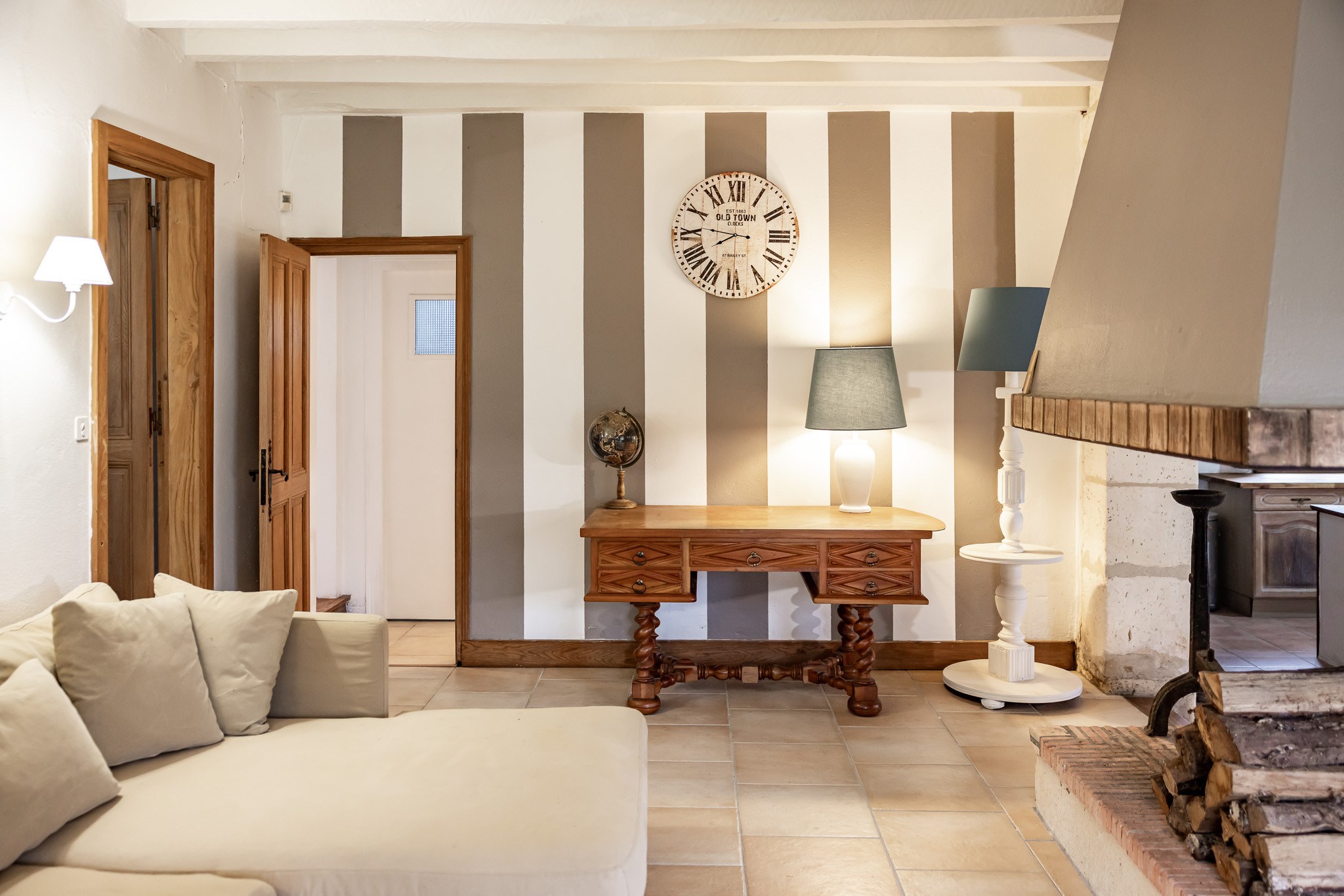  Property of 700m² with swimming pool, tennis court, ponds over more than 40 hec… - 物件實景
