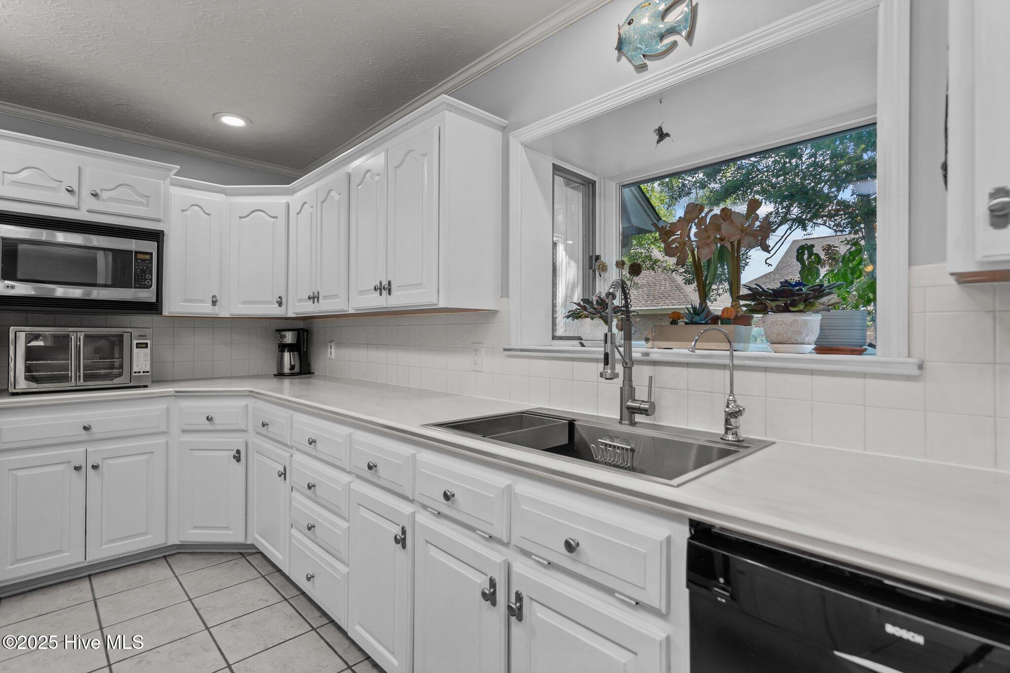 Ocean Isle Beach, North Carolina, 28469, United States, 3 Bedrooms Bedrooms, ,3 BathroomsBathrooms,Residential,For Sale,1913216