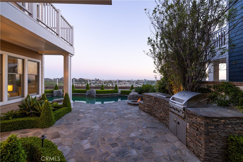 Newport Beach, California, 92660, United States, 3 Bedrooms Bedrooms, ,3 BathroomsBathrooms,Residential,For Sale,1867238