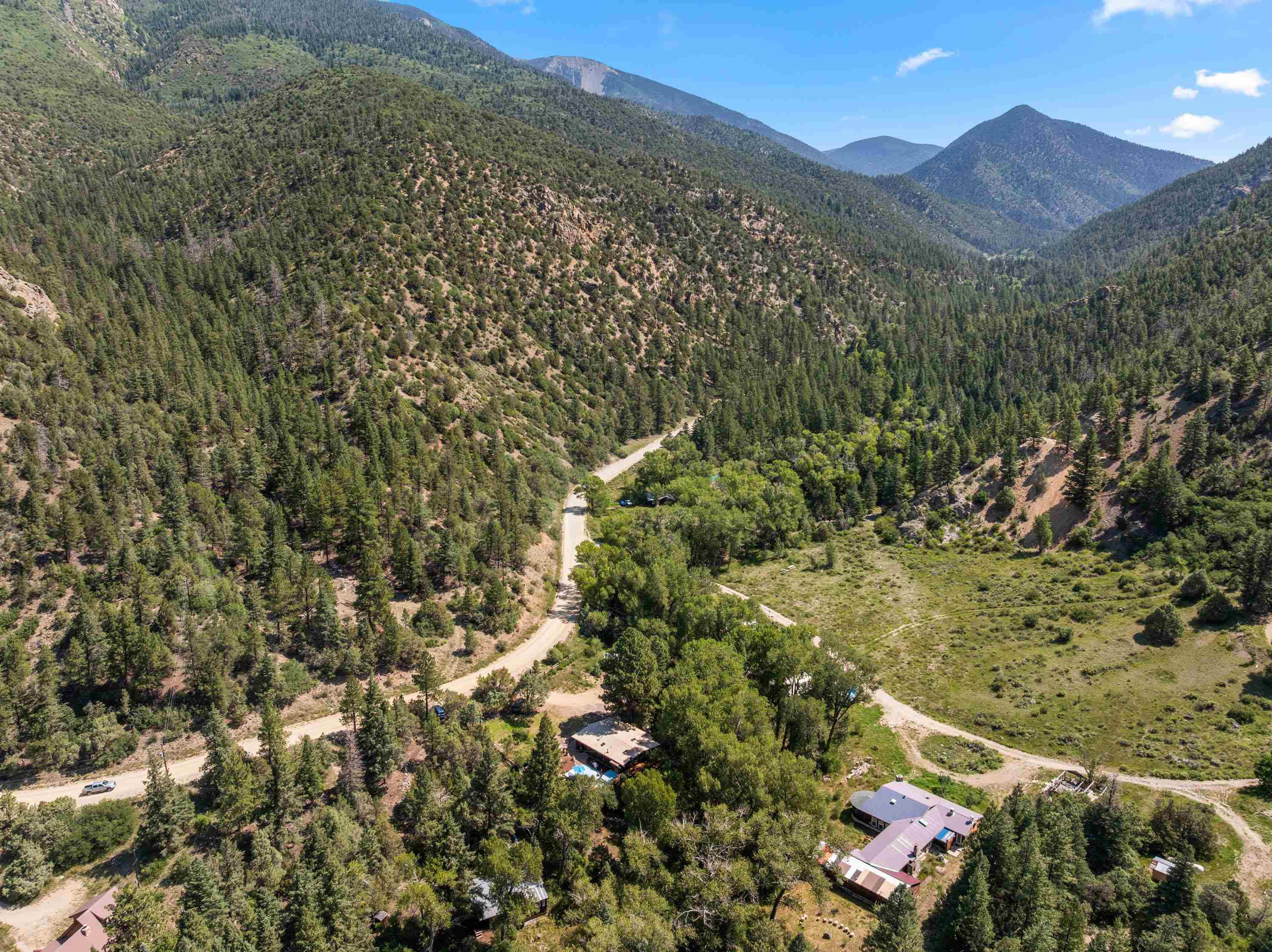 Questa, New Mexico, 87556, United States, 2 Bedrooms Bedrooms, ,3 BathroomsBathrooms,Residential,For Sale,1916841