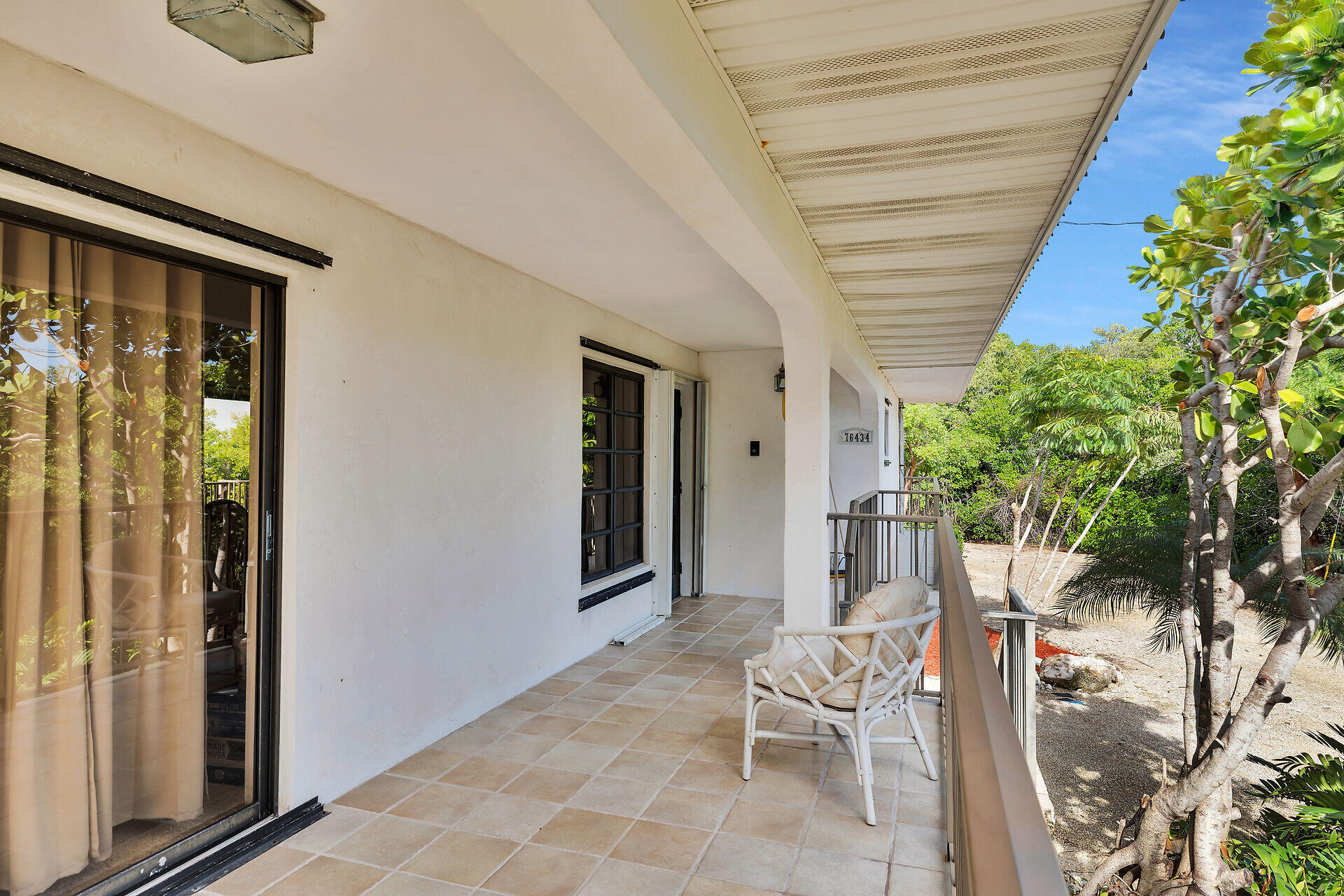 ISLAMORADA, Florida, 33036, United States, 2 Bedrooms Bedrooms, ,2 BathroomsBathrooms,Residential,For Sale,1988156