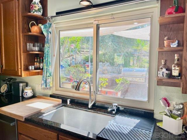 El Cajon, California, 92020, United States, 5 Bedrooms Bedrooms, ,4 BathroomsBathrooms,Residential,For Sale,1983564