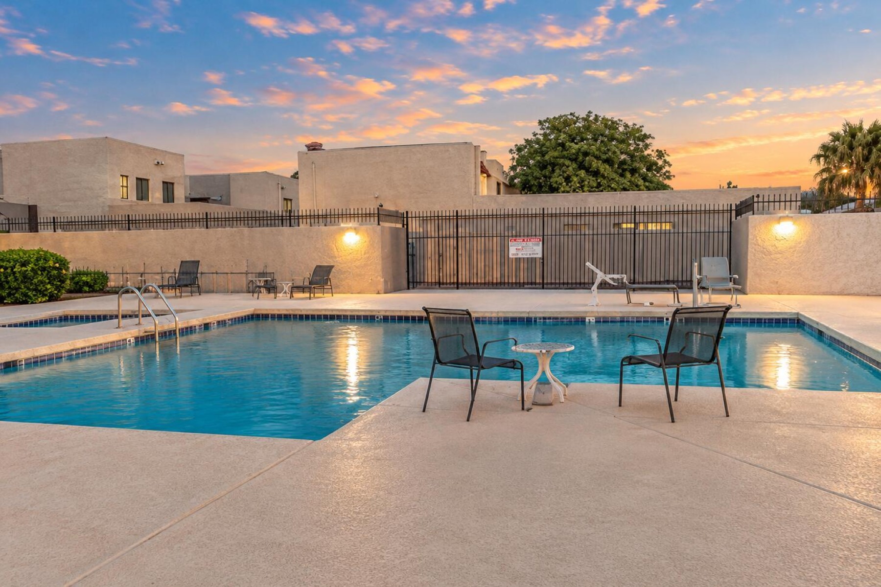  2573 W Monte Cristo Avenue  Phoenix, AZ - 物件實景