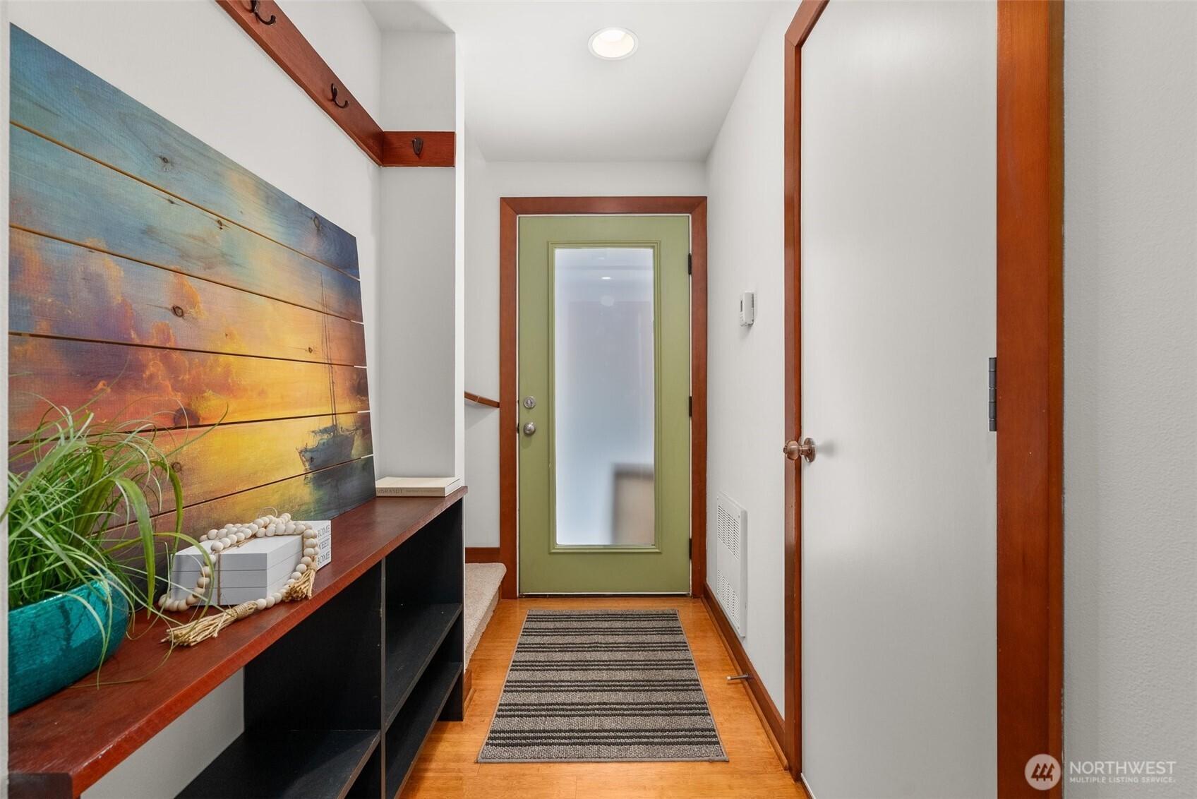 SEATTLE, Washington, 98105, United States, 3 Bedrooms Bedrooms, ,3 BathroomsBathrooms,Residential,For Sale,1875304
