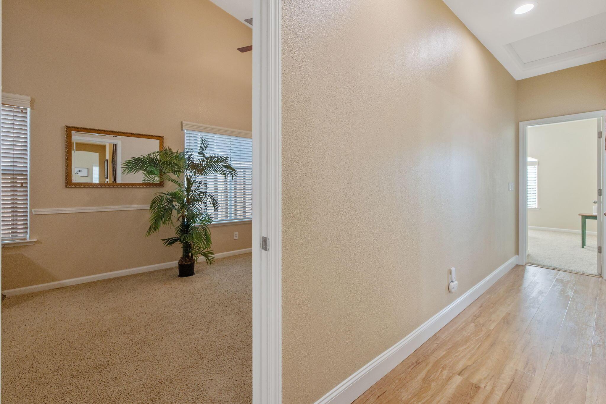 Visalia, California, 93291, United States, 3 Bedrooms Bedrooms, ,2 BathroomsBathrooms,Residential,For Sale,2013807